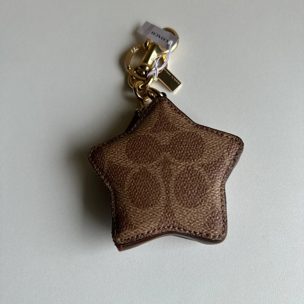NWT coach!! Star Bag Charm In Signature Canvas 🤎 - Picture 5 of 6
